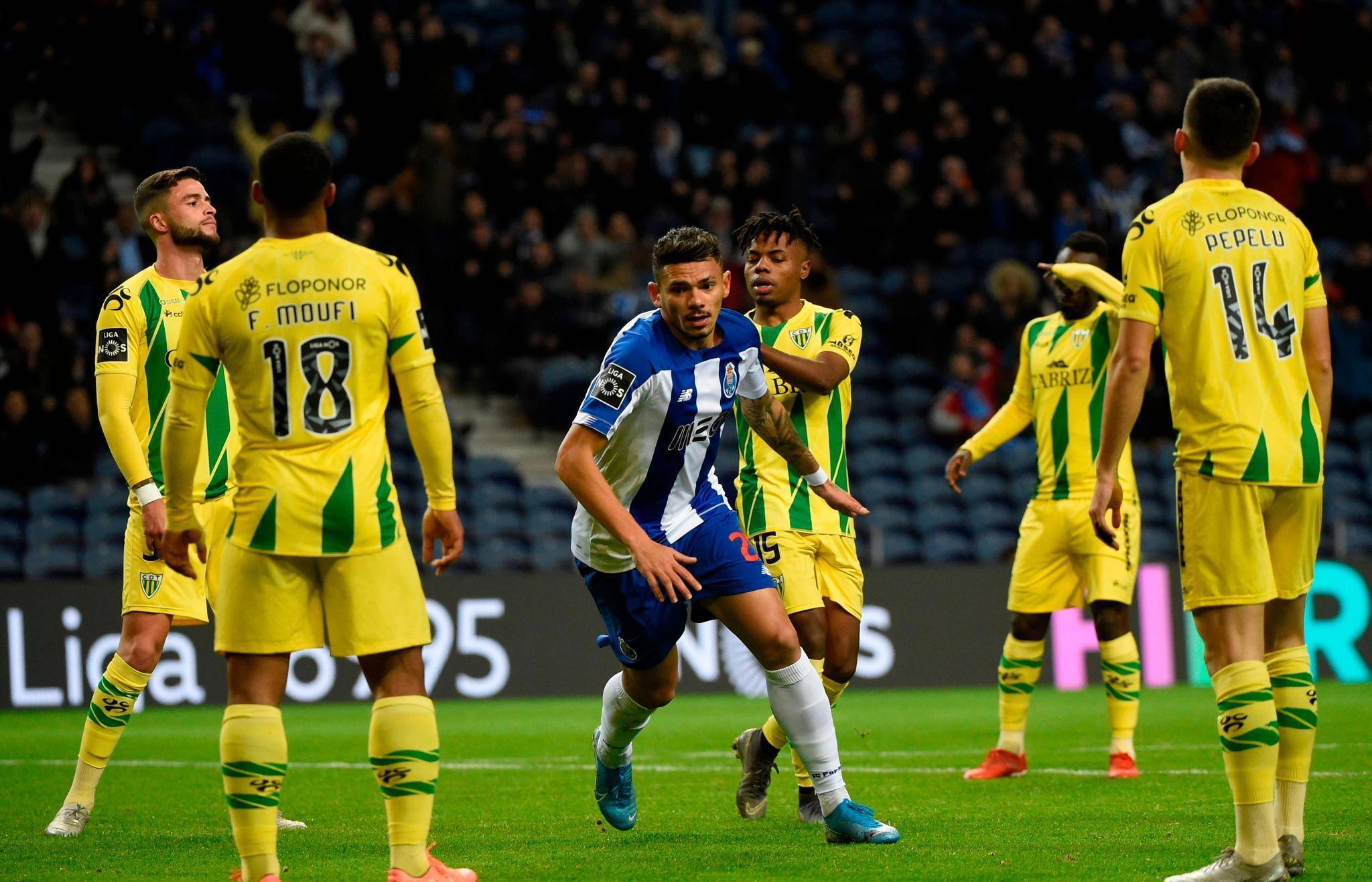 洛杉矶快船迎葡超关键赛；赛后临场应变；媒体盛赞；轮换策略成焦点的简单介绍-电竞投注