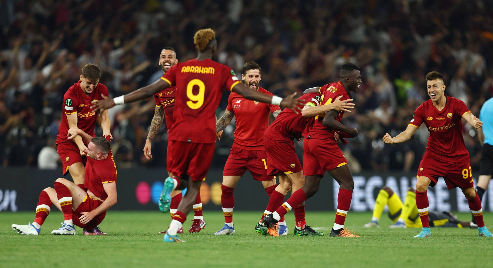 国际比赛日欧联焦点战，萨克拉门托国王单刀错失，质疑声仍在，轮换策略成焦点的简单介绍-九游娱乐